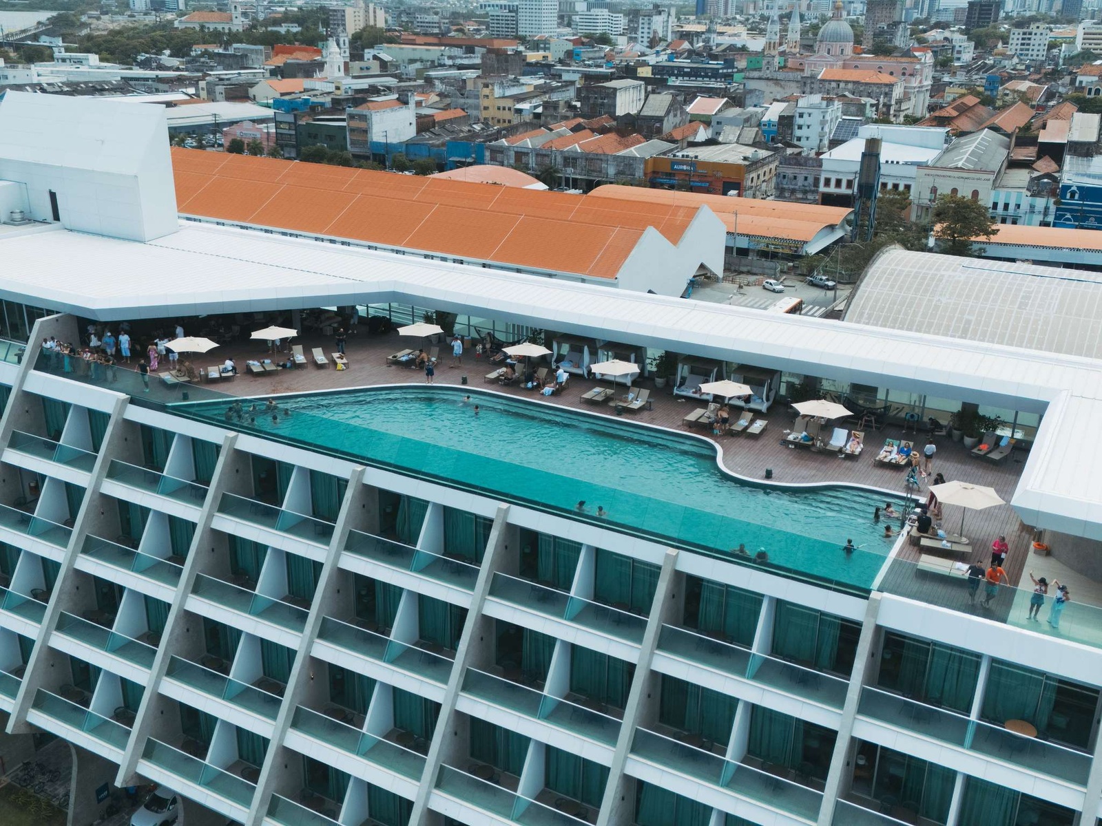 Novotel vista piscina